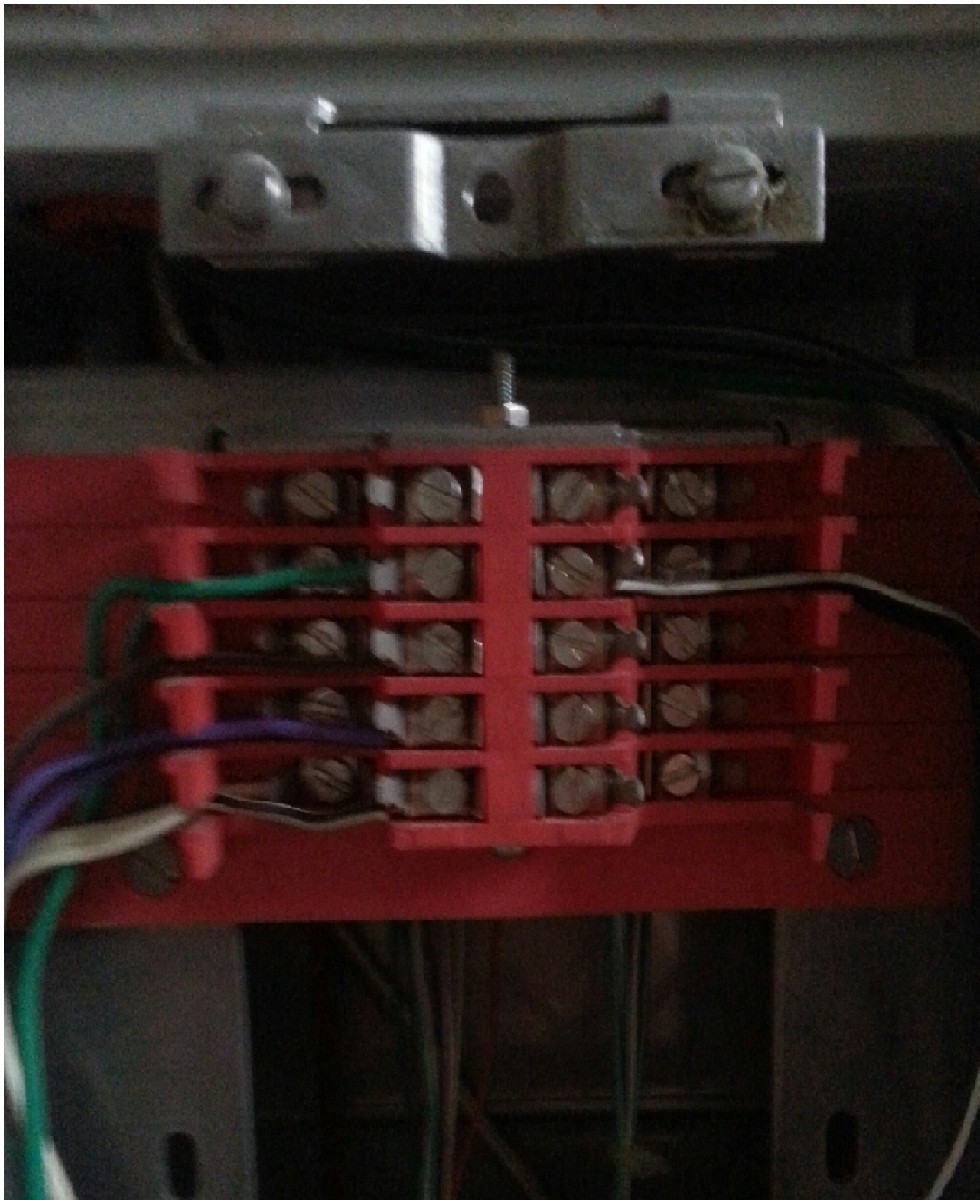 12513ic21009d1b414bedb.jpg kle.jpg