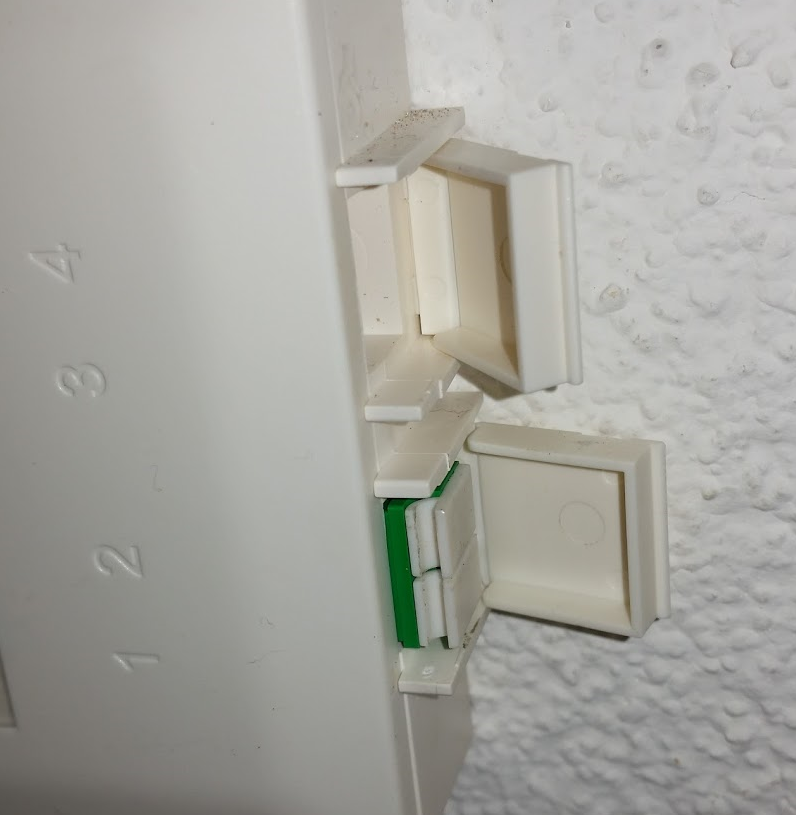 20889ib356af97e8a4ab3e.png swissc2.png