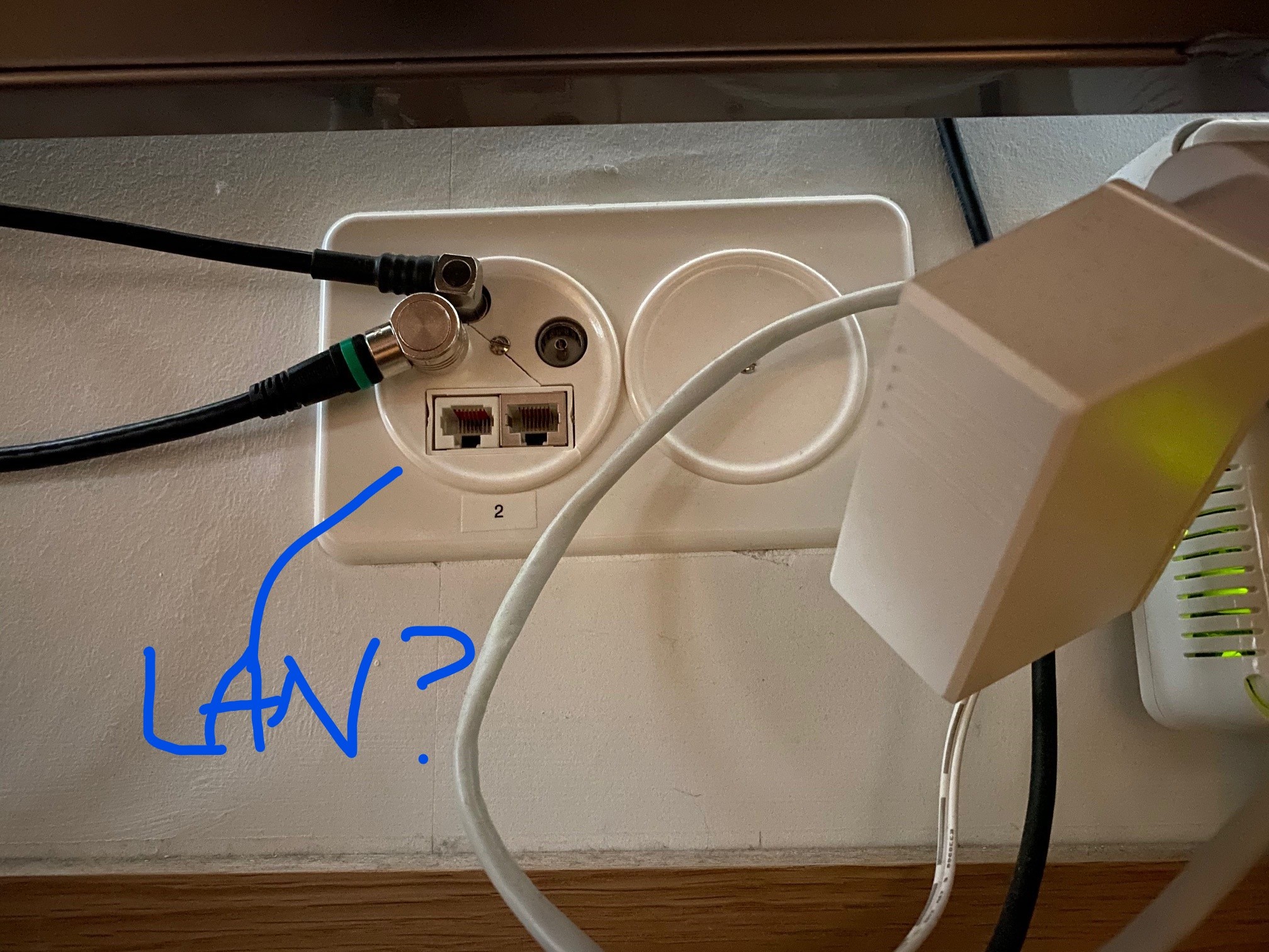 Anschluss Wohnzimmer bearb.jpg