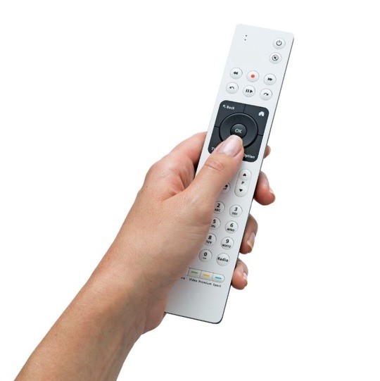 36766i6698ec2c094cb132.jpg OK-Button_Fernbedienung.jpg