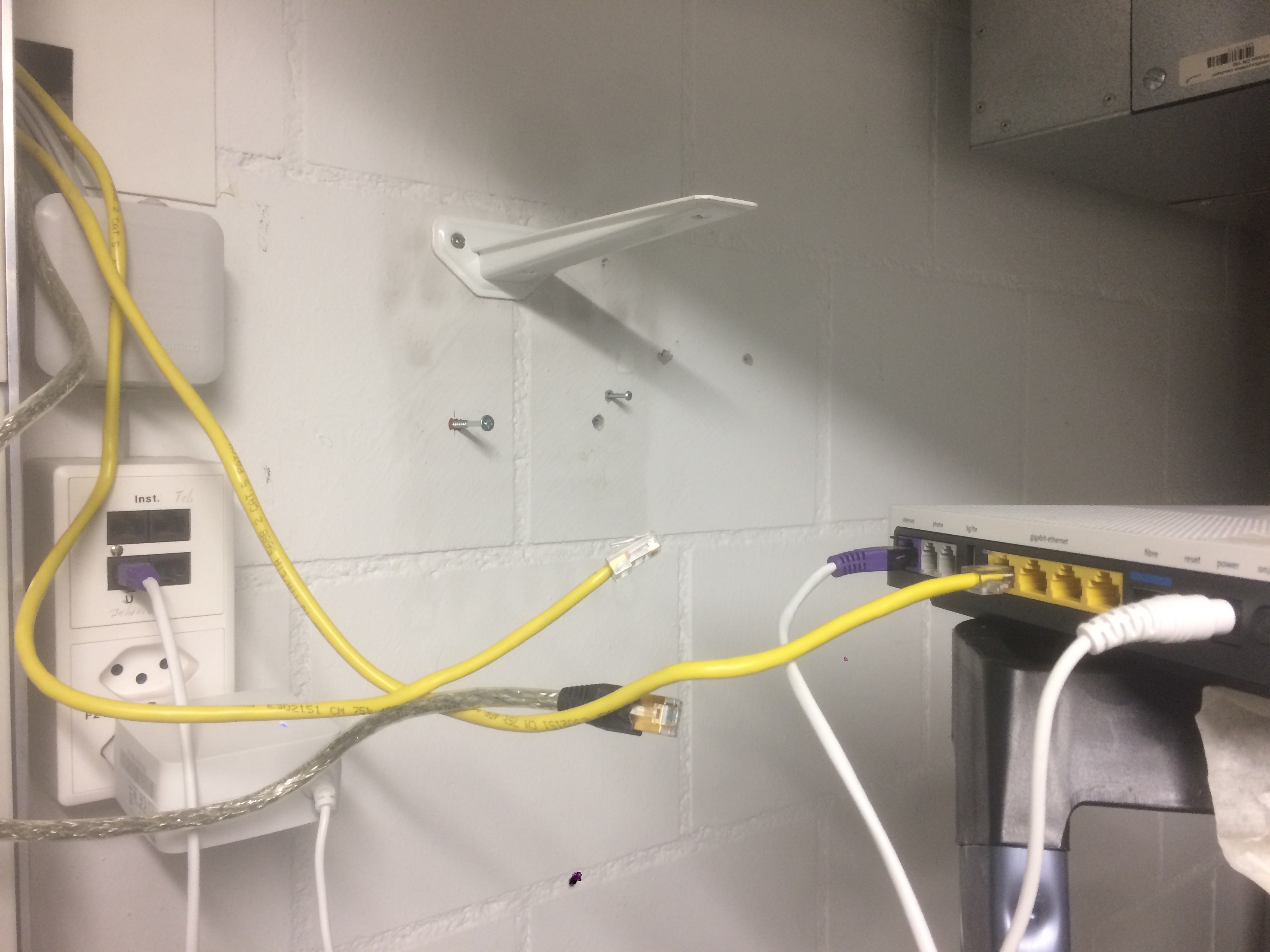 38098ib7ad07e0c16ff357.jpg Verkabelung.JPG