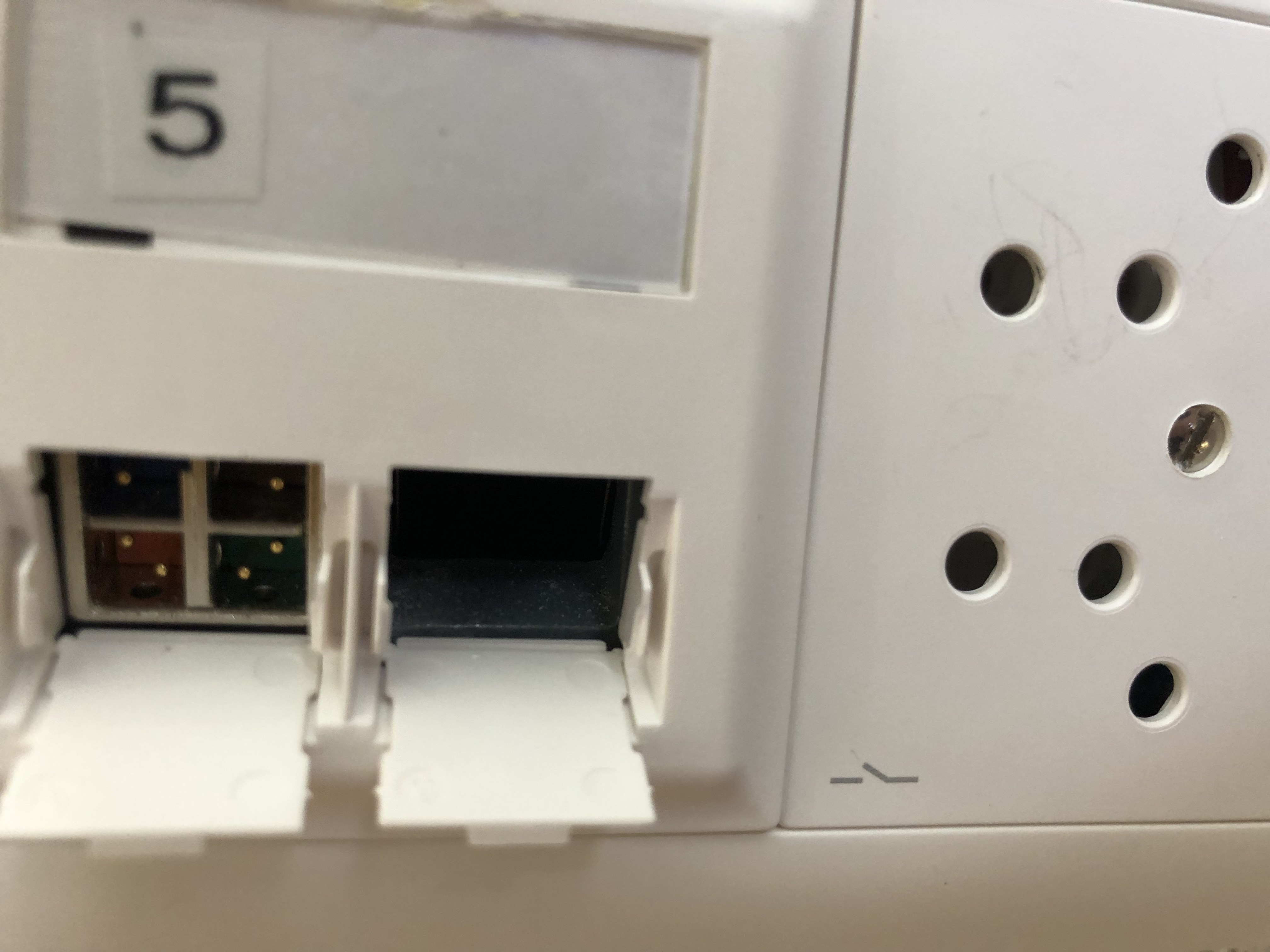 Tulpenstr Multimediadose.JPG