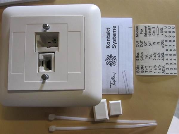 feller-edizio-telefon-steckdose-isdn.jpg